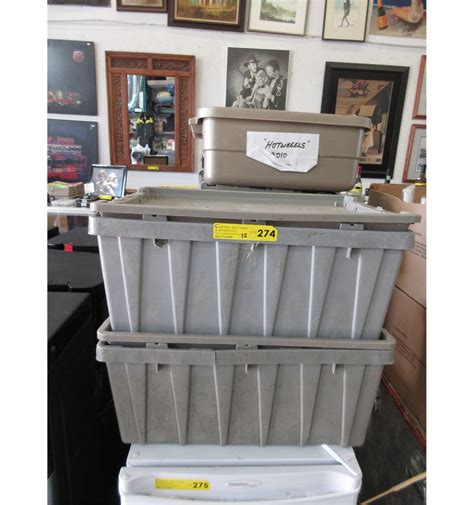 Used Plastic Totes With Lids