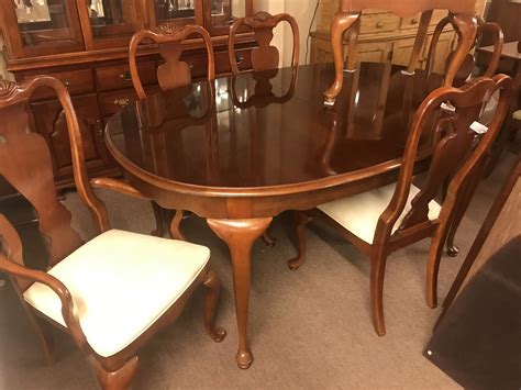 used stanley dining room furniture