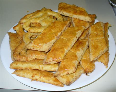 Uses For Old Crackers