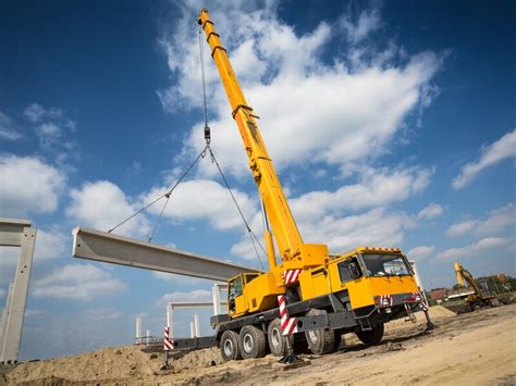 Uses Of Mobile Cranes