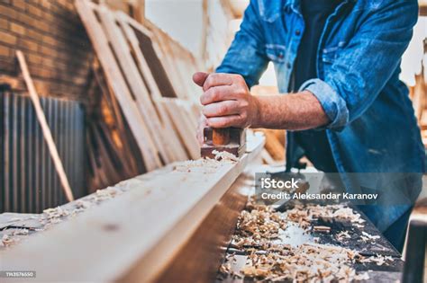 Using A Jointer Plane