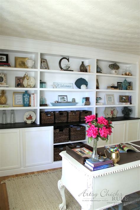 Using Bookcases In Kitchen