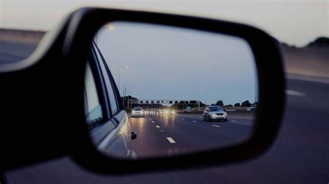 Using Mirrors When Driving