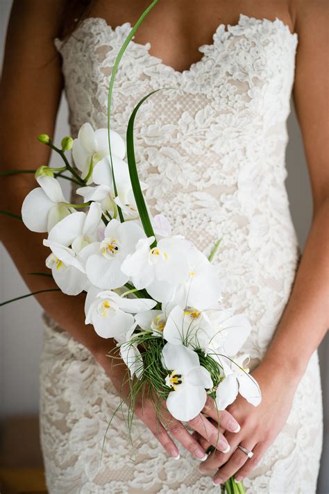 Using Orchids In Bouquets