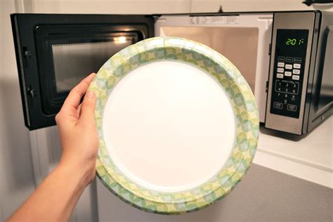 Using Paper Plates In Microwave