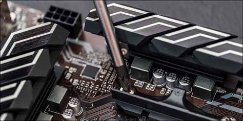 Using Wrong Screws On Motherboard