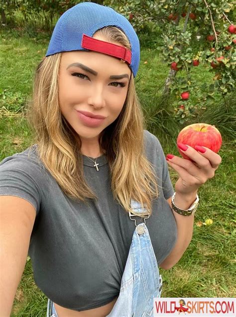 Victoriaramxs Leslie 12 Special Edition: 2026 Archive