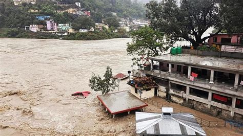 uttarakhand rains trigger flash floods
