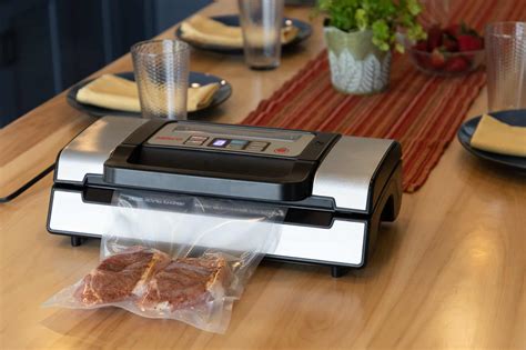 Vacuum Sealer Nesco