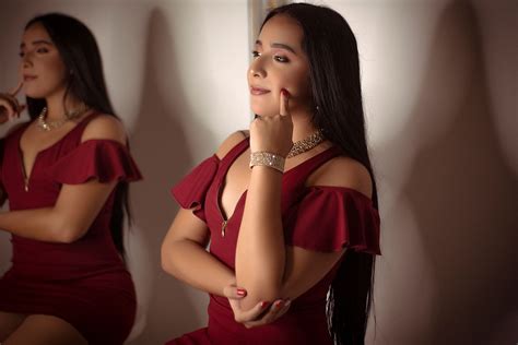 Valen Scott Cam Unveiled: A Deep Dive into This Rising Star's Journey