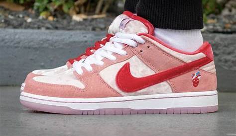 Valentine's Day Dunks Outfits StrangeLove X Nike SB Dunk Low Valentine’s Releasing