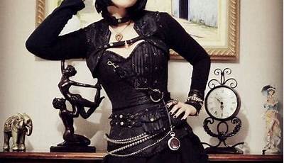 Valentines Day Outfits For Women Goth