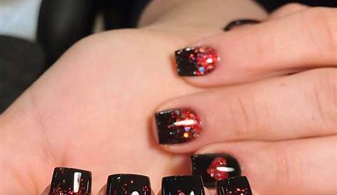 Sparkly Short Square Red & Black Nails For Valentines Day Nail