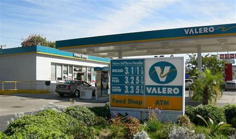 valero near me hours