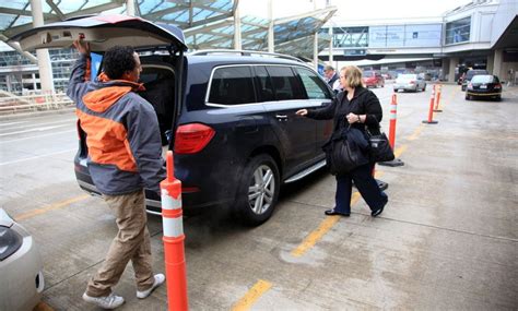 valet parking at cleveland hopkins airport