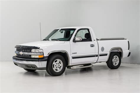 value of 2002 chevrolet silverado