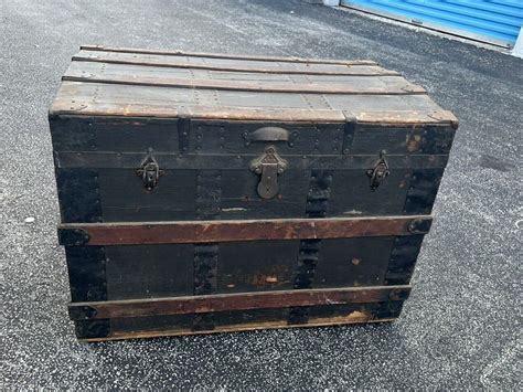 Value Of Old Wooden Trunks