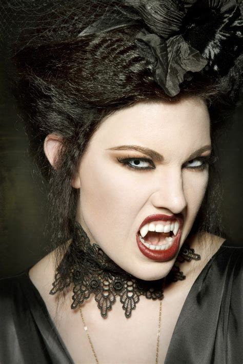 50+ Important Concept Halloween Vampire Hairstyles