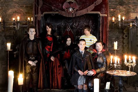 vampire in the family cast