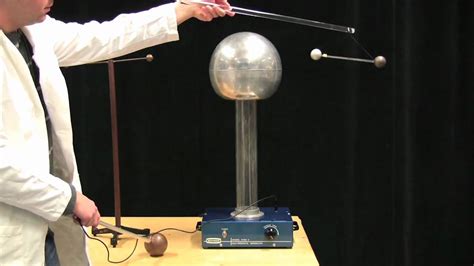Van De Graaff Generator Demo
