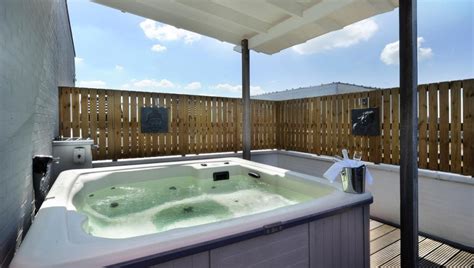 Van Der Valk Jacuzzi Balkon