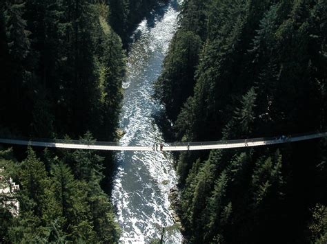 vancouver canada swinging bridge