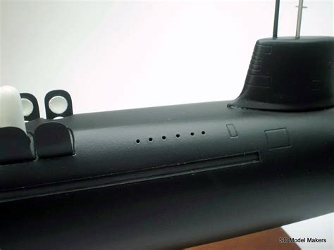 vanguard class submarine model
