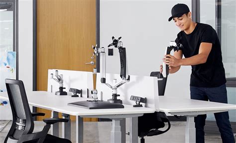 Vari Monitor Arm Installation