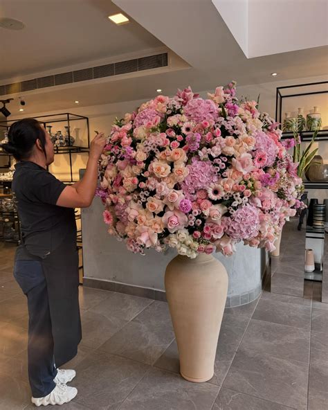 Vase Floristry Bahrain