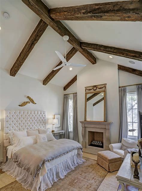 Vaulted Ceilings in a Modern Bedroom