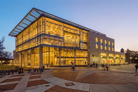 vcu james cabell library