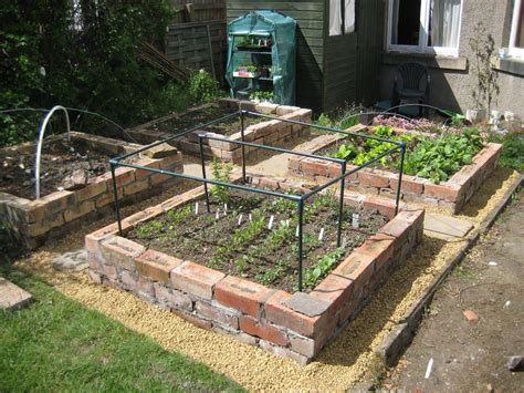 Vegetable Garden Ideas With Bricks