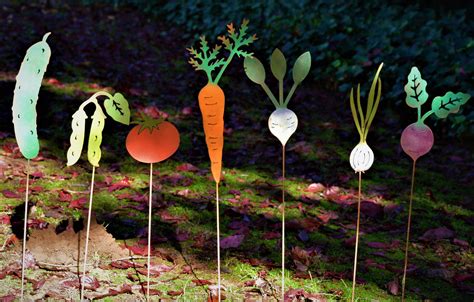 Vegetable Garden Stakes Decorative