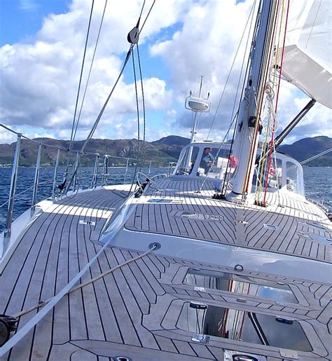 vela sailing supply online
