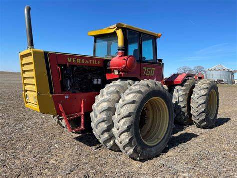 1980 Versatile 895 4WD tractor in El Dorado, KS Item EQ9384 sold