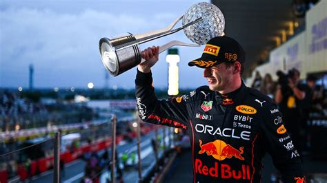 verstappen wins second f1 title