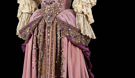 Robe Baroque satin en 2020 Robe baroque, Mode rococo