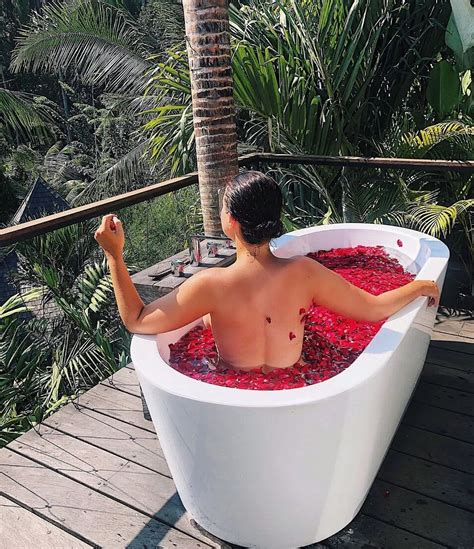 Vicky Pattinson Topless Leaked Photos & Videos #641