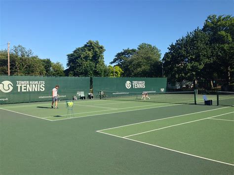 victoria park tennis courts booking