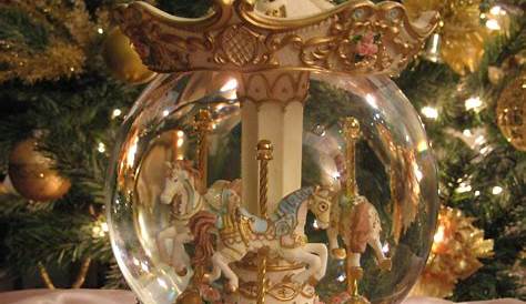 Victorian Christmas Snow Globe Vintage Holiday Decor Franklin Mint y