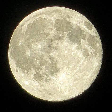 video de la luna llena