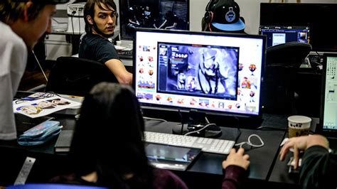 video game designer education and training