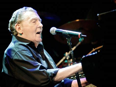 video of jerry lee lewis singing