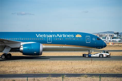 vietnam airlines us to vietnam