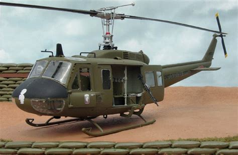 vietnam huey helicopter model
