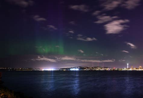 viewing aurora borealis tonight seattle