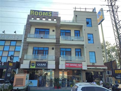 vijayawada pushpa hotel area pin code