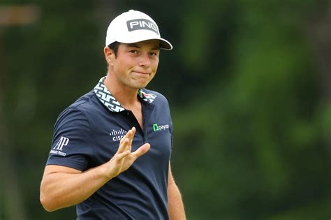 viktor hovland age