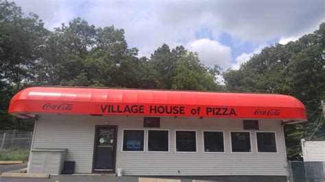 village house of pizza