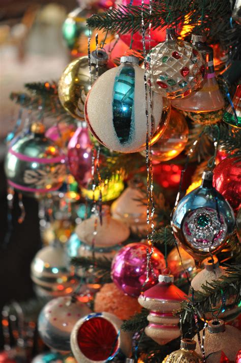 30 Vintage Christmas Tree Decorations Ideas That Will Blow Your Mind